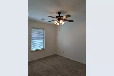 5618 Savannah Woods Lane, Rosharon, TX 77583 - Photo 11