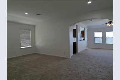 5618 Savannah Woods Lane, Rosharon, TX 77583 - Photo 15