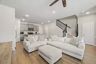 8050 Scanlan Trce, Missouri City, TX 77459 - Photo 3