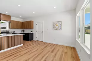 6117 Haight St, Houston, TX 77028 - Photo 9