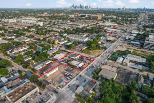 2708 N Shepherd Dr, Houston, TX 77008 - Photo 5