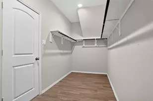 16817 Pink Wintergreen Dr, Conroe, TX 77385 - Photo 17