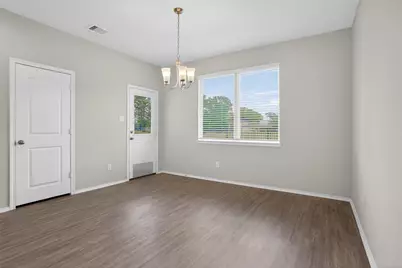 16817 Pink Wintergreen Drive, Conroe, TX 77385 - Photo 9