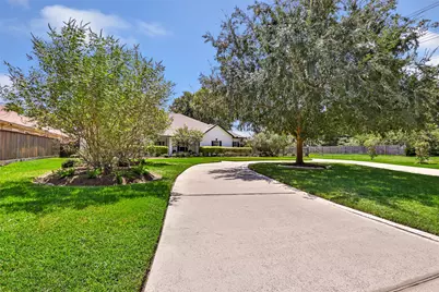 15 New Oak Trail, Humble, TX 77346 - Photo 3