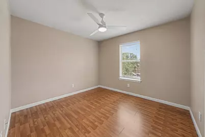 10047 Deer Track Court, Houston, TX 77064 - Photo 17