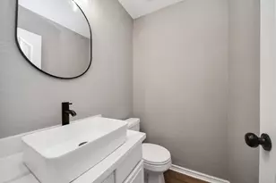 1410 Long View Dr, Pearland, TX 77581 - Photo 9