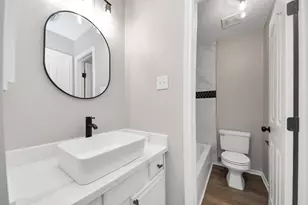 1410 Long View Dr, Pearland, TX 77581 - Photo 21