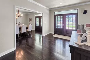 215 W Pineshadows Dr, Sour Lake, TX 77659 - Photo 5