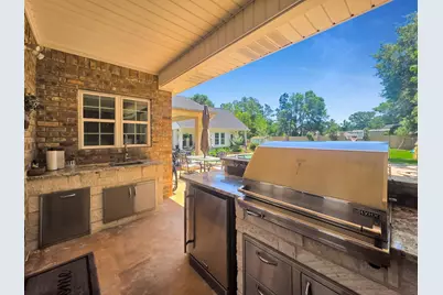 215 W Pineshadows Drive, Sour Lake, TX 77659 - Photo 39