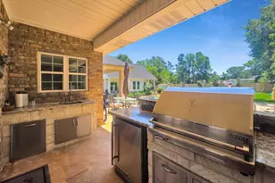 215 W Pineshadows Dr, Sour Lake, TX 77659 - Photo 39