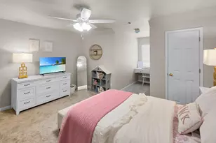 215 W Pineshadows Dr, Sour Lake, TX 77659 - Photo 33