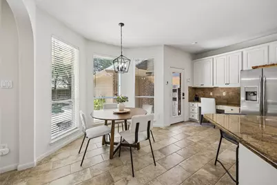 23 Broadweather Place, The Woodlands, TX 77382 - Photo 17