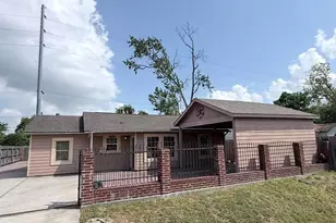 909 Rittenhouse St, Houston, TX 77076 - Photo 9
