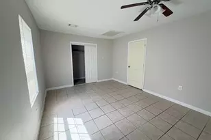 909 Rittenhouse St, Houston, TX 77076 - Photo 7