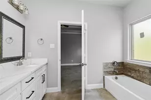 300 Pine St, Forney, TX 75126 - Photo 11