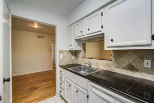 5711 Sugar Hill Dr, Houston, TX 77057 - Photo 9