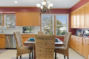 415 N Mechanic St, Weimar, TX 78962 - Photo 11