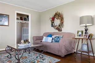 415 N Mechanic St, Weimar, TX 78962 - Photo 7