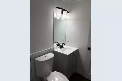 5530 Lakefield Drive, Houston, TX 77033 - Photo 21