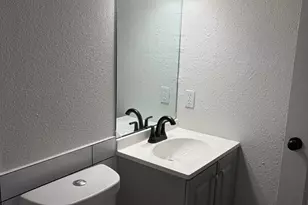 5530 Lakefield Dr, Houston, TX 77033 - Photo 21