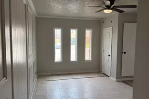 5530 Lakefield Dr, Houston, TX 77033 - Photo 3