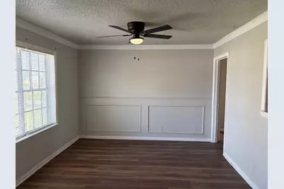 5530 Lakefield Drive, Houston, TX 77033 - Photo 3