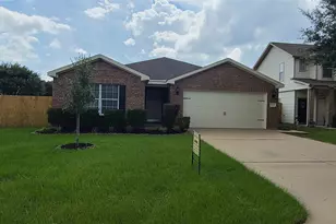 11826 Belle Ct, Pinehurst, TX 77362 - Photo 3