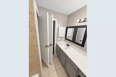 7975 Streamside Drive #2b, Houston, TX 77088 - Photo 3
