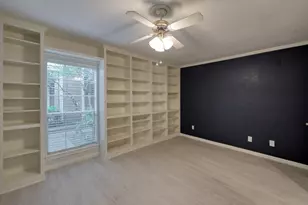 1860 White Oak Dr, Houston, TX 77009 - Photo 25