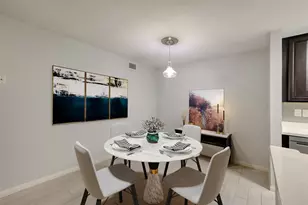 1860 White Oak Dr, Houston, TX 77009 - Photo 11