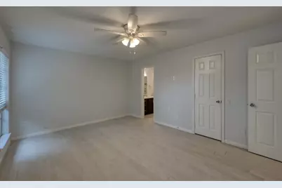 1860 White Oak Drive #207, Houston, TX 77009 - Photo 23