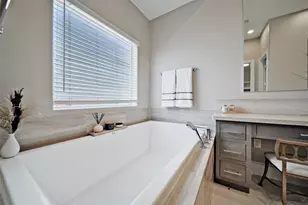 6015 Matthew Oaks Pl, Houston, TX 77007 - Photo 15