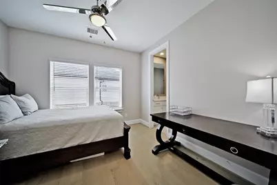 6015 Matthew Oaks Place, Houston, TX 77007 - Photo 23