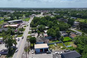 336 W Mt Houston Rd, Houston, TX 77037 - Photo 17