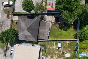 336 W Mt Houston Rd, Houston, TX 77037 - Photo 21