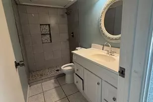 7402 Alabonson Rd, Houston, TX 77088 - Photo 7