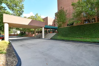 9333 Memorial Drive #306, Houston, TX 77024 - Photo 31