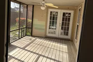 14127 Sandfield Dr, Houston, TX 77077 - Photo 7