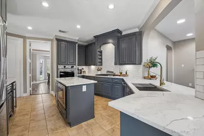 204 Grand Creek Drive, League City, TX 77573 - Photo 9