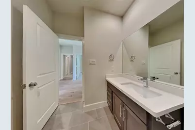 5704 Quinn Landing Road, Houston, TX 77091 - Photo 11
