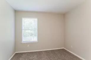 1910 Emerald Pathway Dr, Spring, TX 77388 - Photo 13