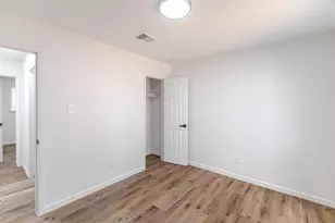 9214 Woodland Oaks Dr, Houston, TX 77040 - Photo 13