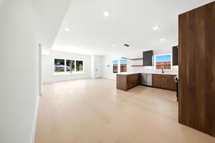 7417 Charlie St, Houston, TX 77088 - Photo 7