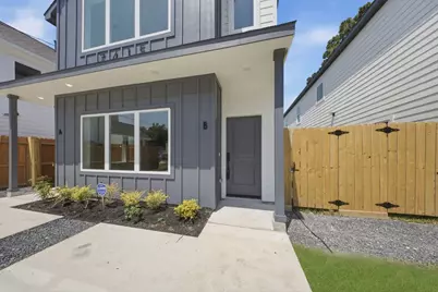 7417 Charlie Street #A/B, Houston, TX 77088 - Photo 3