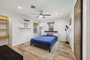 3010 Conway St, Houston, TX 77025 - Photo 7