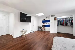 4713 Kinglet St, Houston, TX 77035 - Photo 25