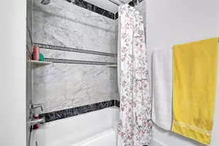 4713 Kinglet St, Houston, TX 77035 - Photo 15