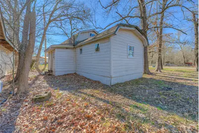 328 W Sherwood Drive, Livingston, TX 77351 - Photo 15