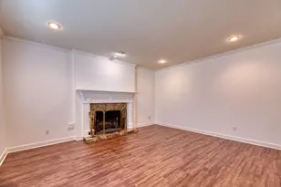 3403 Driftwood Ct, Sugar Land, TX 77478 - Photo 9