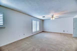 3403 Driftwood Ct, Sugar Land, TX 77478 - Photo 17